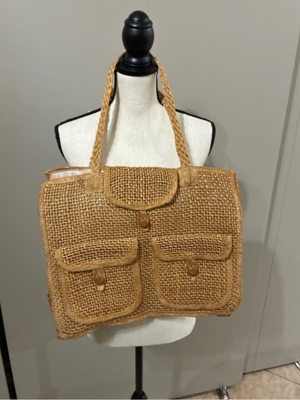 Woven Straw Tote Bag in Natural - Stylish Women's Beach Tote